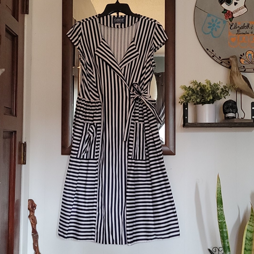 Collectif navy/white stripe dress XL